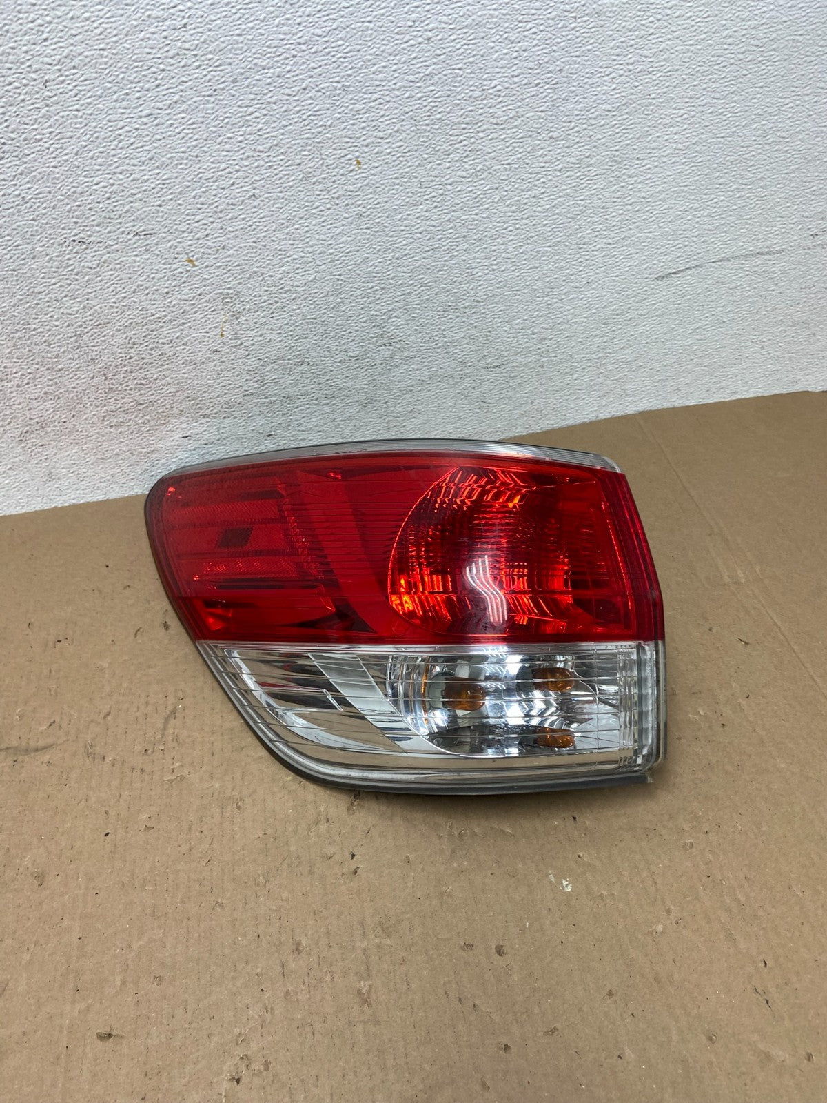 2013 to 2016 Nissan Pathfinder Left Driver Lh Side Tail light AD6493 DW0