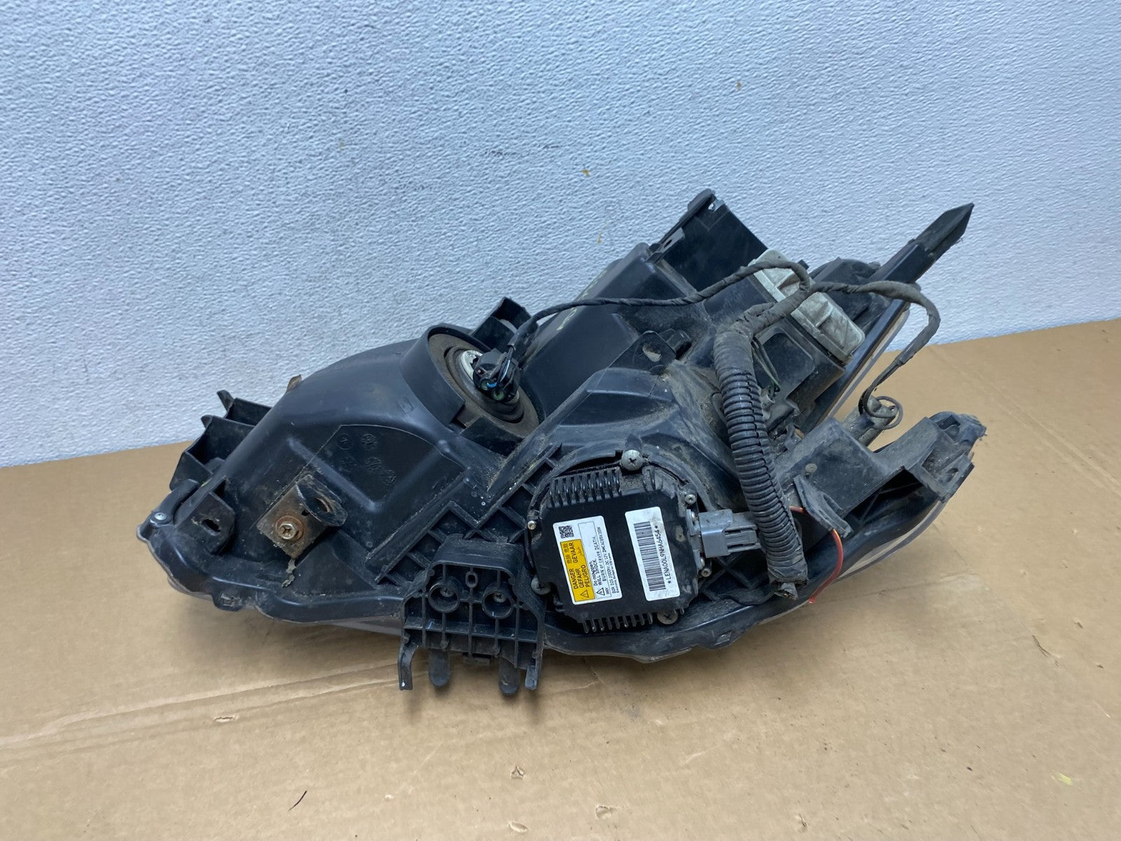 2009 - 2014 Nissan Maxima Headlight Right Passenger Xenon HID DEPO AD3788 DW7