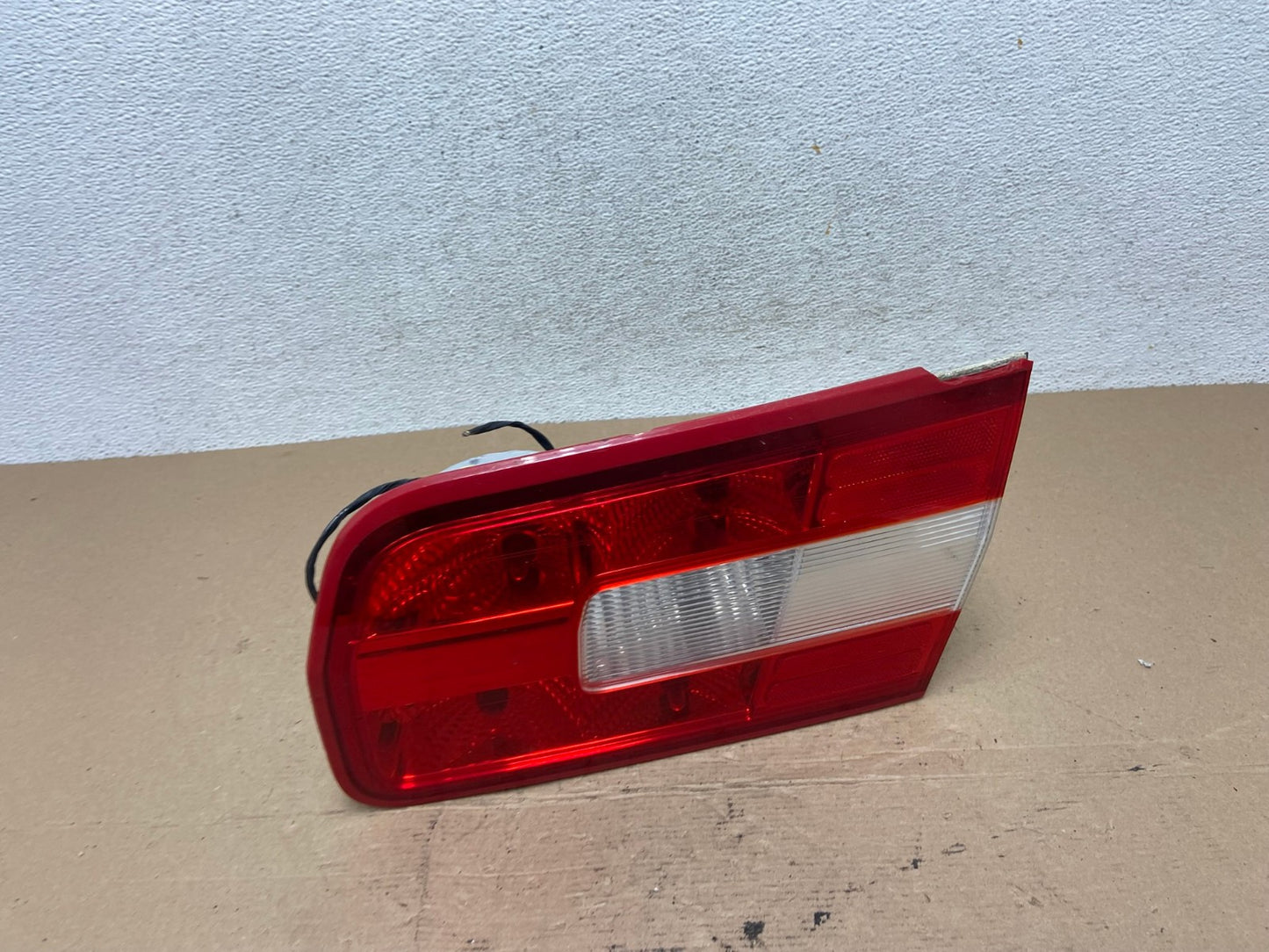 2007-2009 Lincoln Zephyr MKZ Right Passenger Side Tail Light Inner AF4525 LK0
