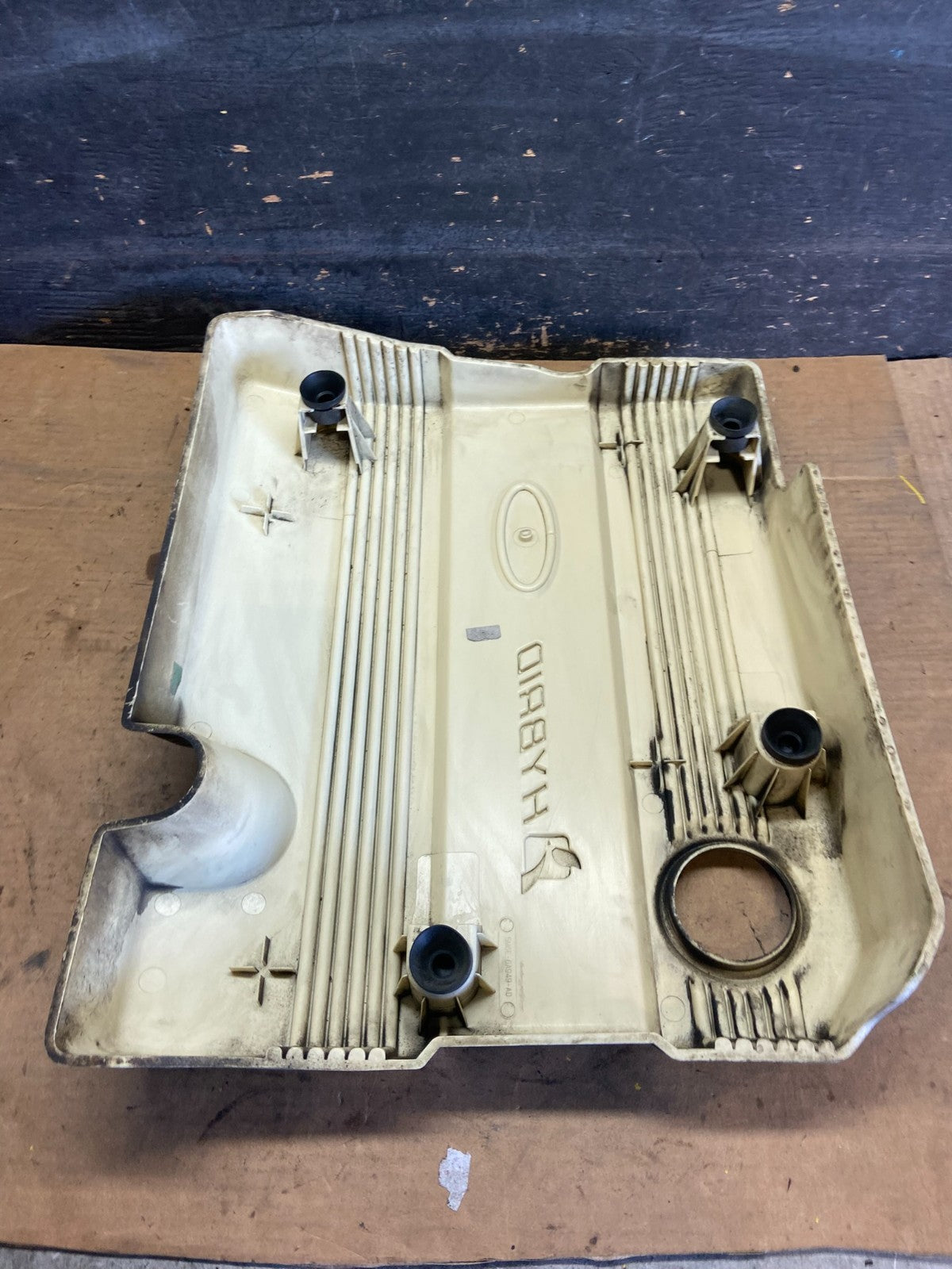 2006 to 2008 Ford Escape Hybrid Engine Motor Cover Oem R0309 DG7