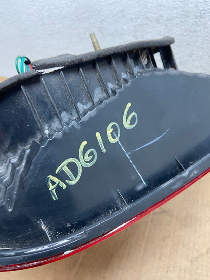 2002 2003 2004 Toyota Camry Tail Light Right Passenger Rh Side AD6106 LK5