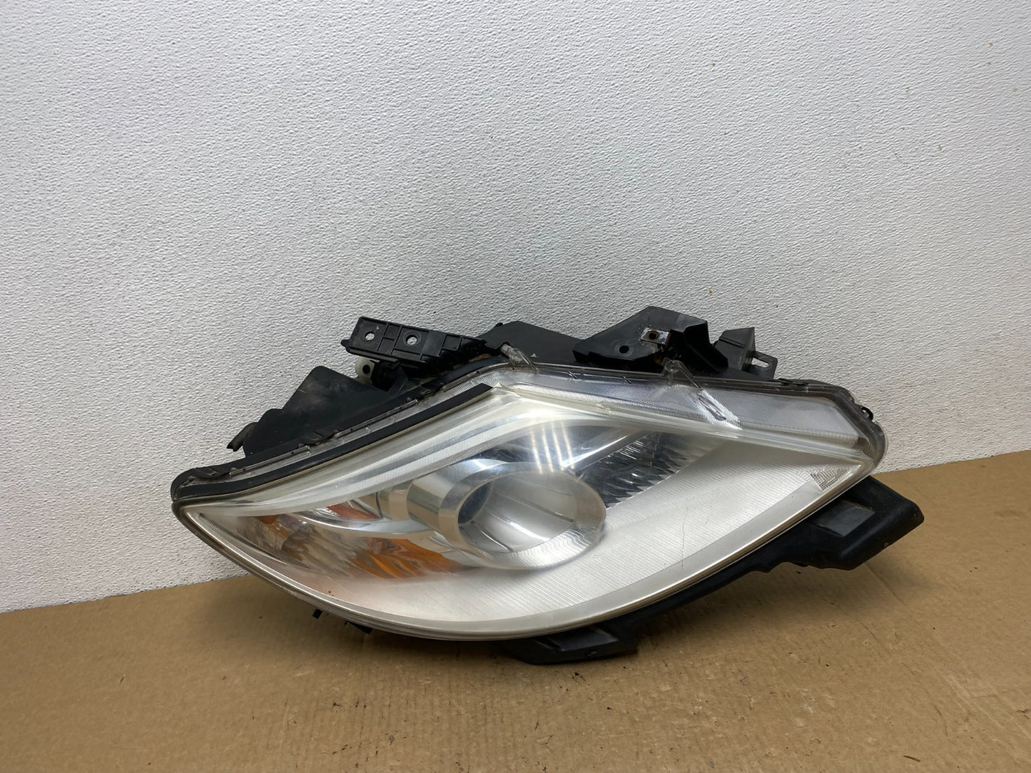 2010 - 2012 Mazda Cx9 Cx-9 Right Passenger RH Headlight Xenon HID AF9811 DW0