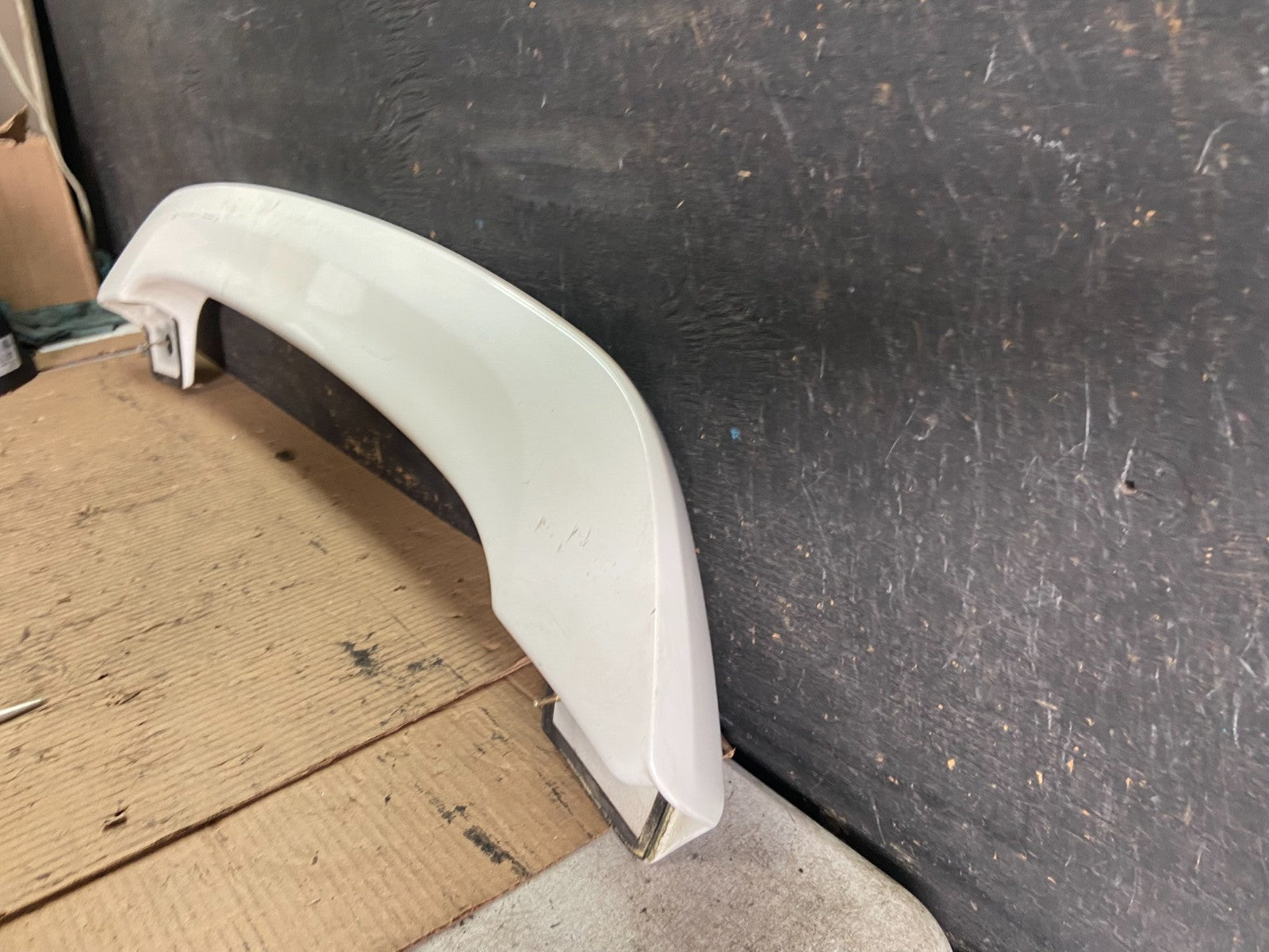 2001-2005 Toyota RAV4 Rear Upper Liftgate Spoiler Hatch 3RD Brake Light q3391 DG10