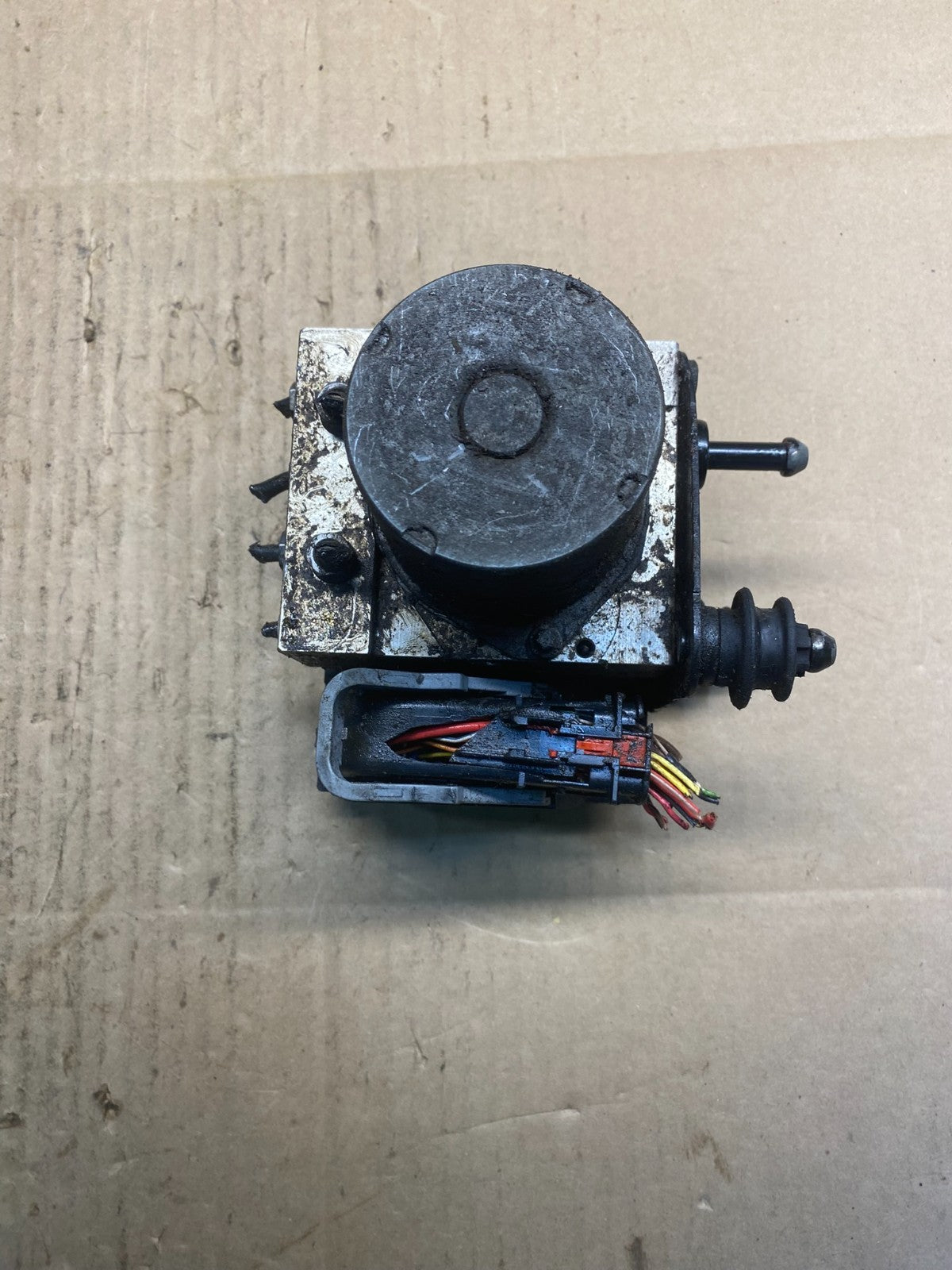 2009 to 2012 Audi Q5 ABS Anti-Lock Brake Pump 8R0614517AG OEM AB7510 DG1