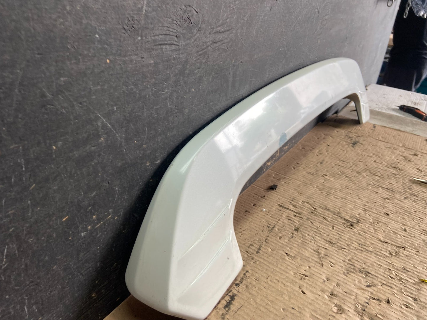 2001-2005 Toyota RAV4 Rear Upper Liftgate Spoiler Hatch 3RD Brake Light q3391 DG2