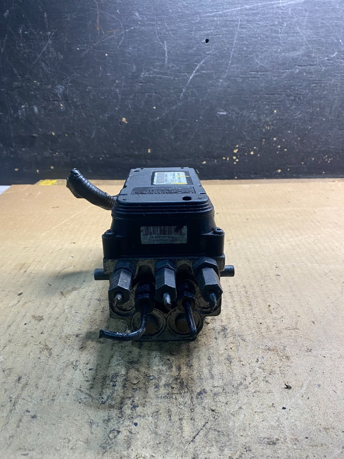 2009 2010 Ford E250 E350 Econoline Anti-Lock ABS Antilock Brake Pump Z2413 DG4