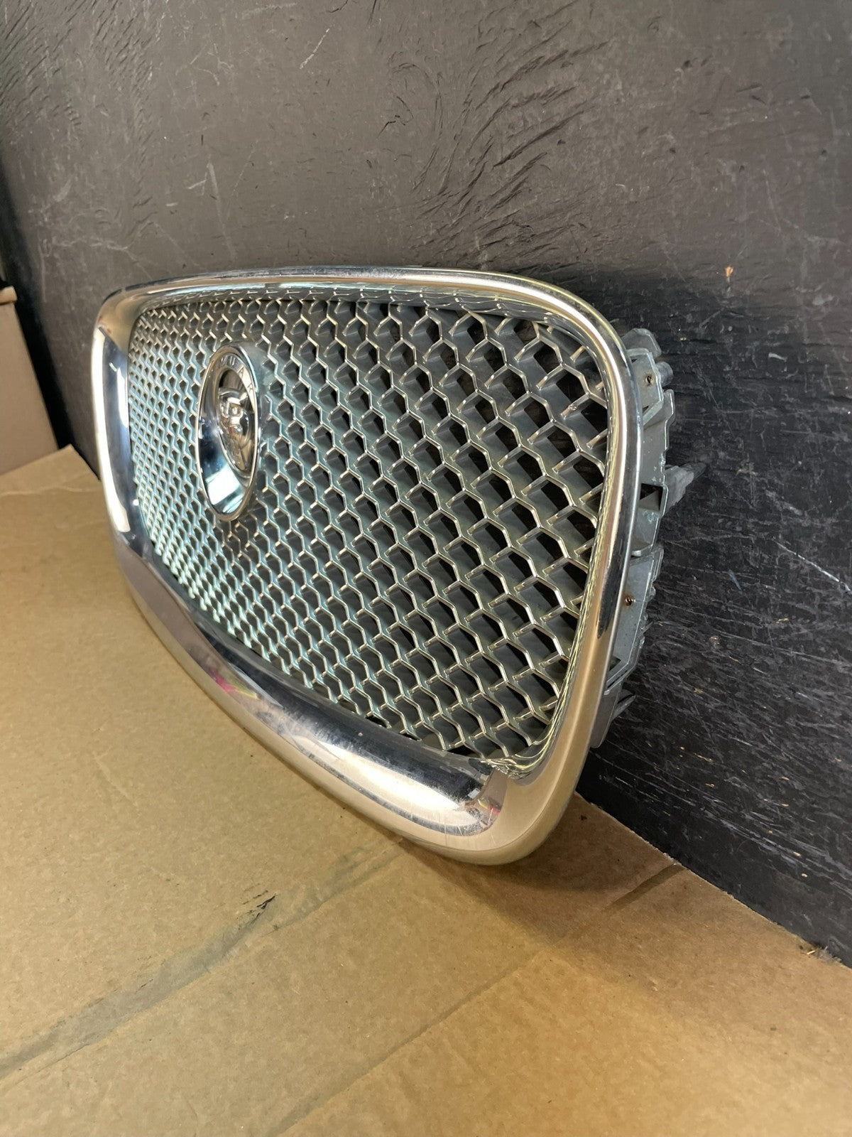 2012 2013 2014 2015 Jaguar XF Front Upper Grill Grille af5325 DG1