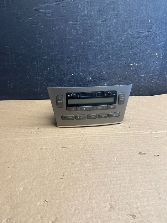 2002 - 2003 Lexus ES300 Center Dash A/C AC Heater Climate Control Unit AF2499 DG0