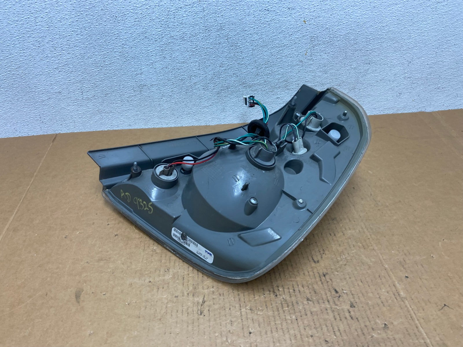 2005 to 2006 Nissan Altima Left Driver Side Tail Light DEPO AD9325 LK4