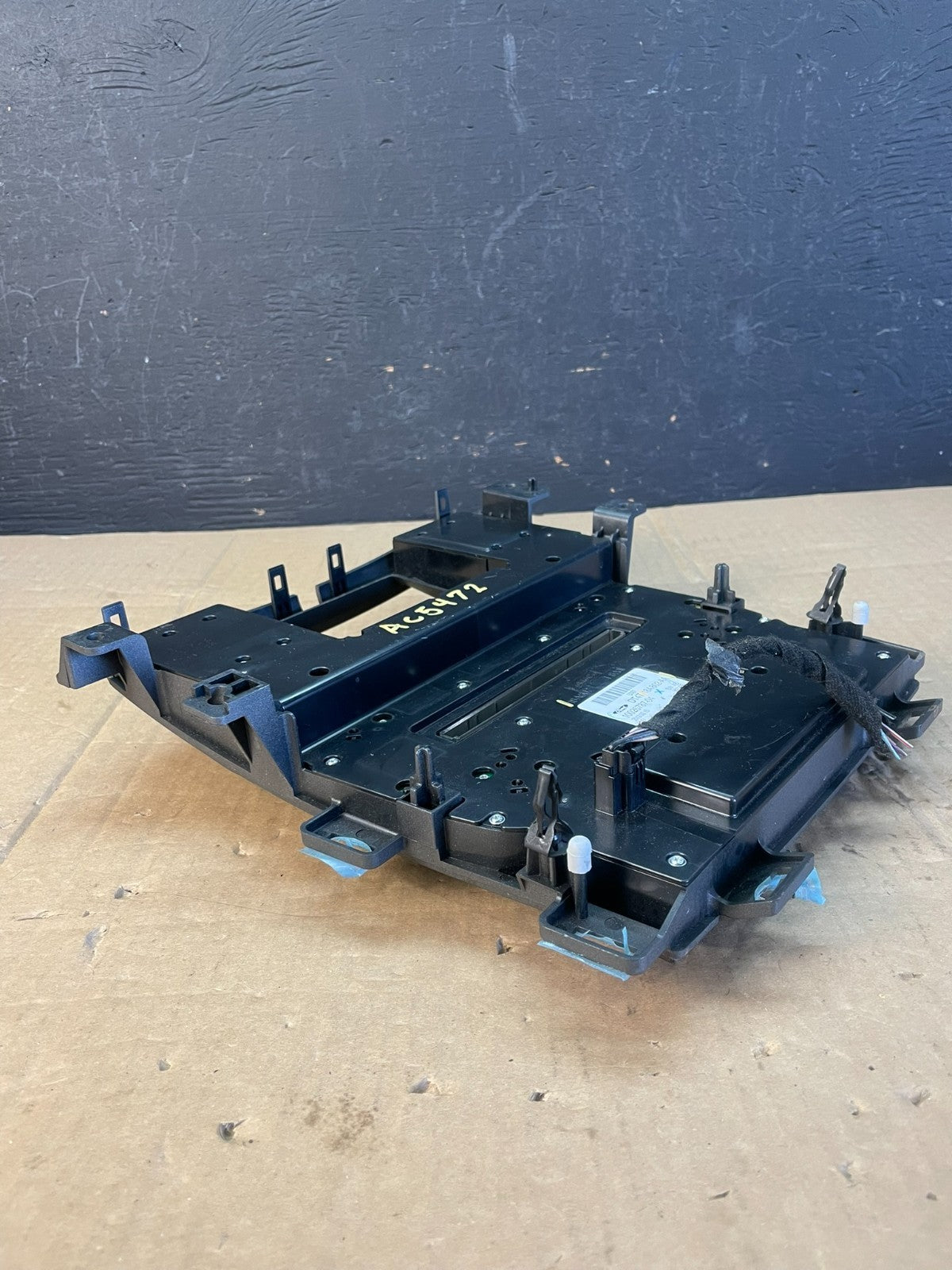 2011-2014 Ford Edge Heater Climate Control Radio CD Control Dash Bezel ac5472 DG5