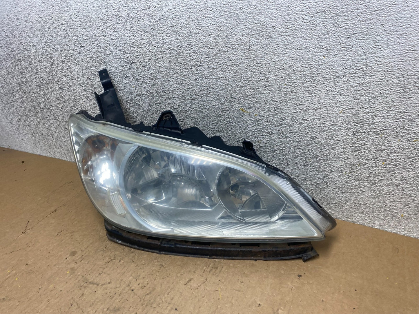2004 2005 Honda Civic Sedan Headlight Halogen Right Passenger Rh Z7920 DW1