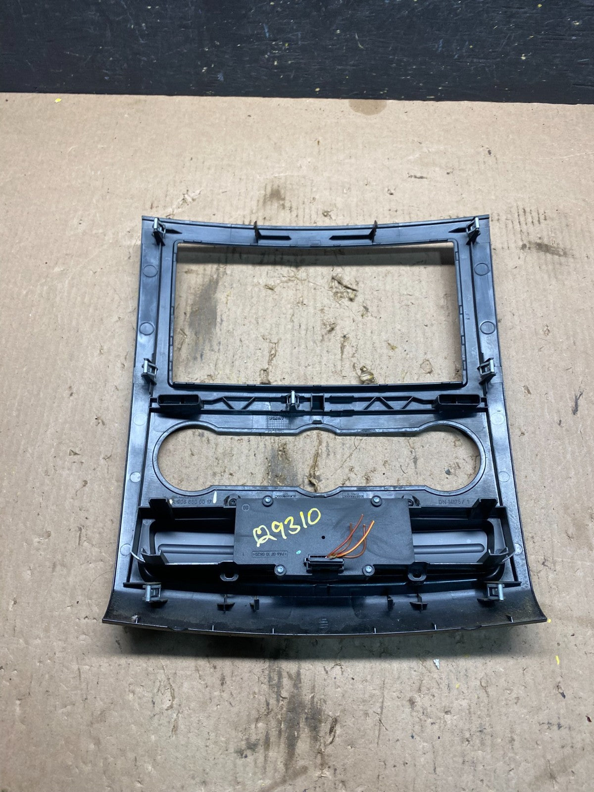 2007-2018 Mercedes Dodge Sprinter Center Console Radio Instrument Panel Q9310 DG5