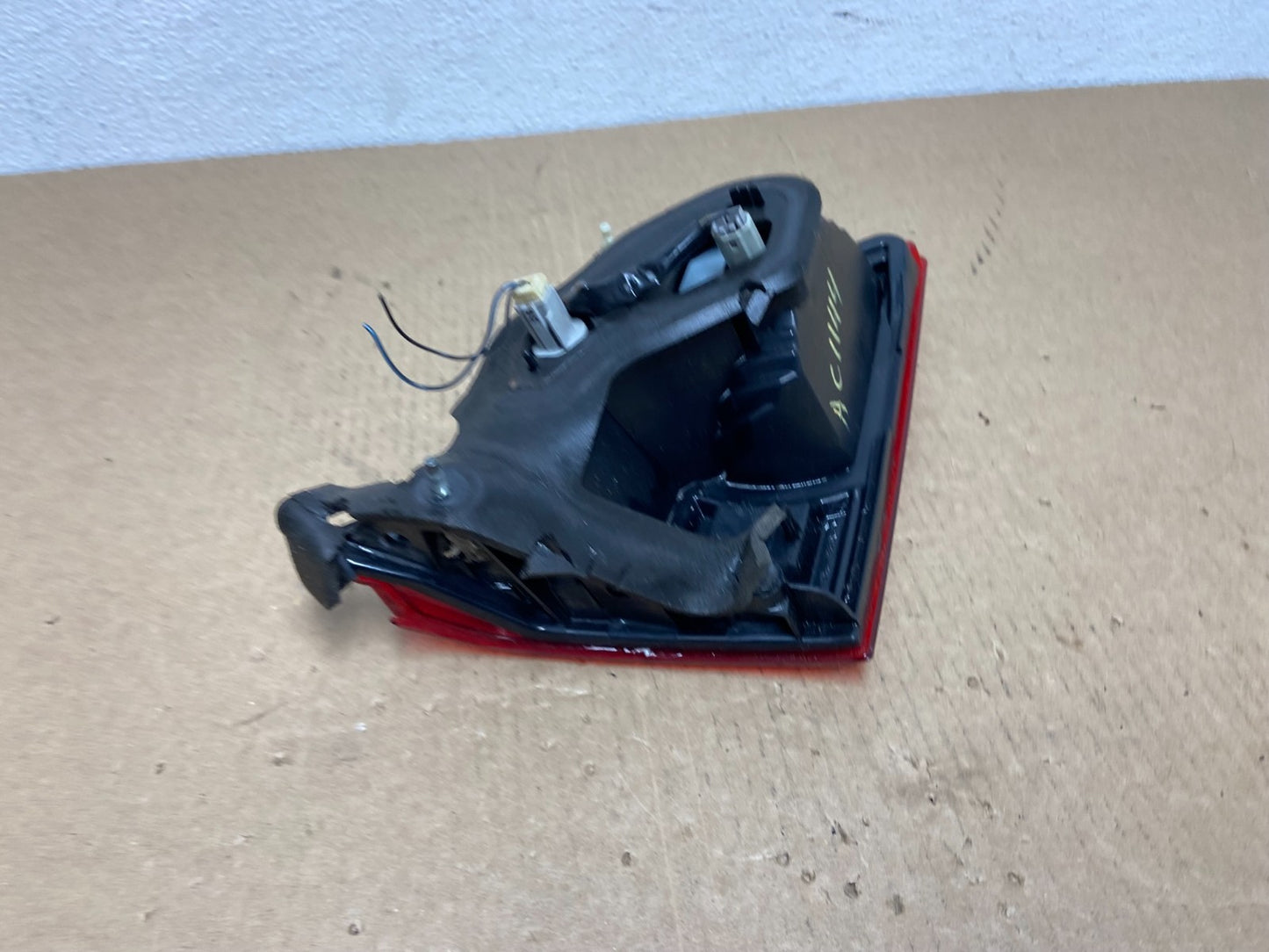 2010 - 2014 Subaru Outback Right Passenger RH Inner Tail Light OEM AC1144 DW5