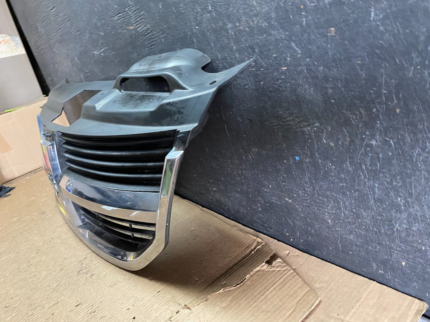 2009 to 2010 Dodge Journey  Front Upper Grill Grille OEM N8438 DG1