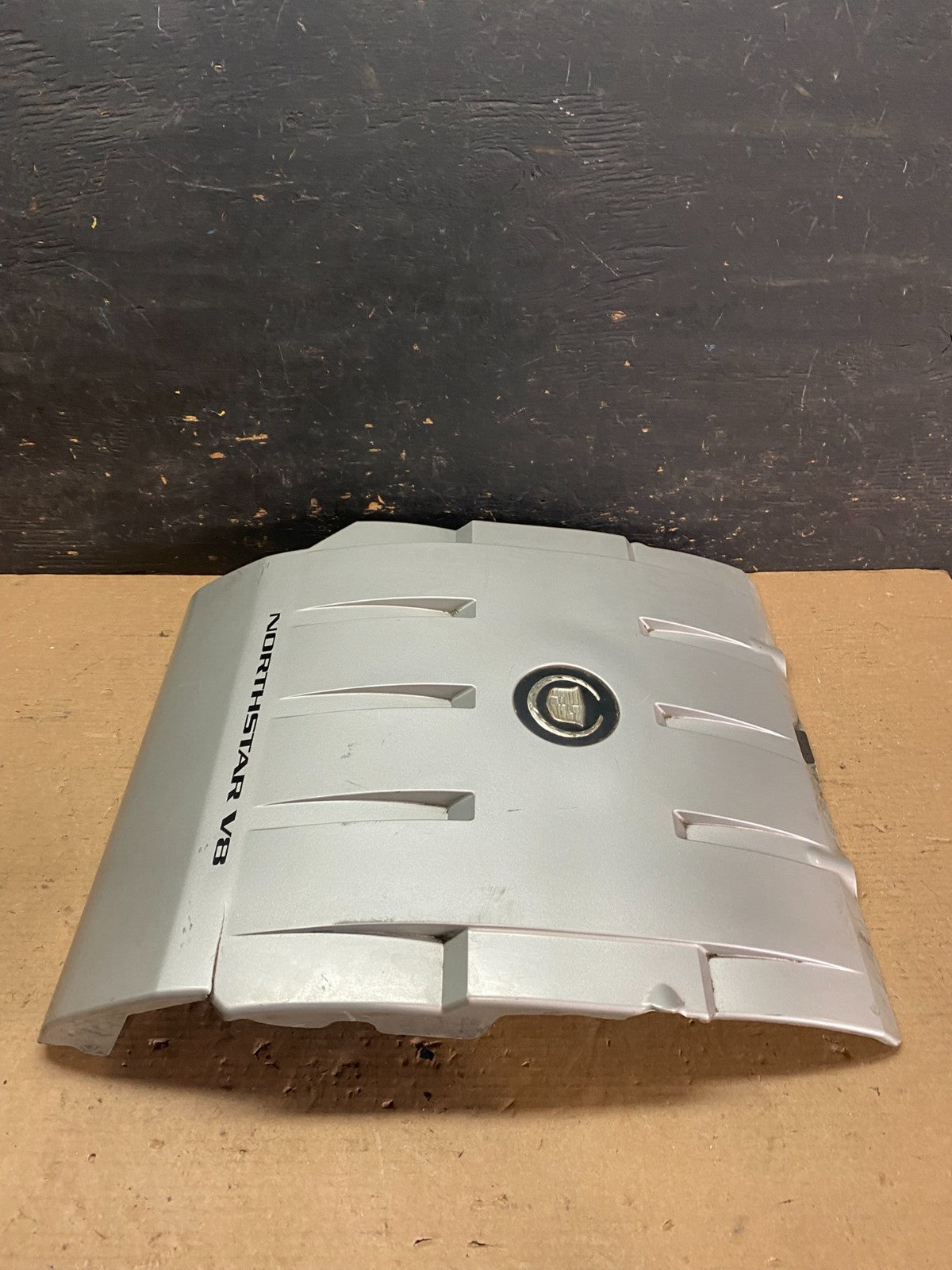1997 to 2004 Cadillac Deville Seville Northstar Engine Motor Cover S1426 DG2