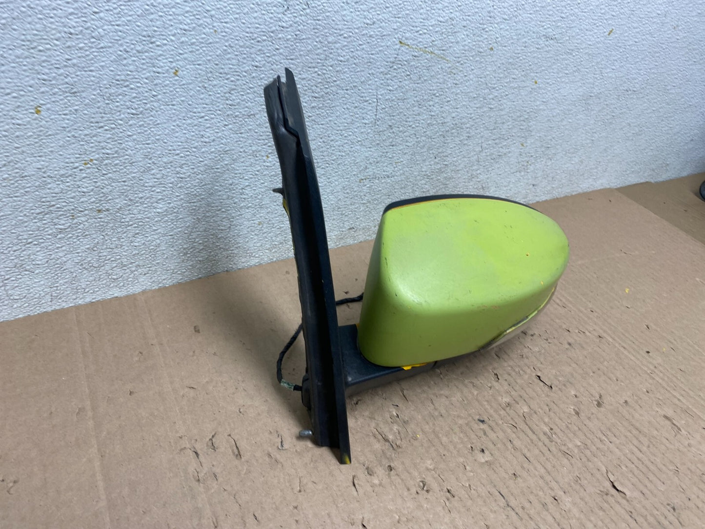 2013 to 2016 Ford C-Max Left Driver Side View Door Turn Signal Mirror J8100 DG2