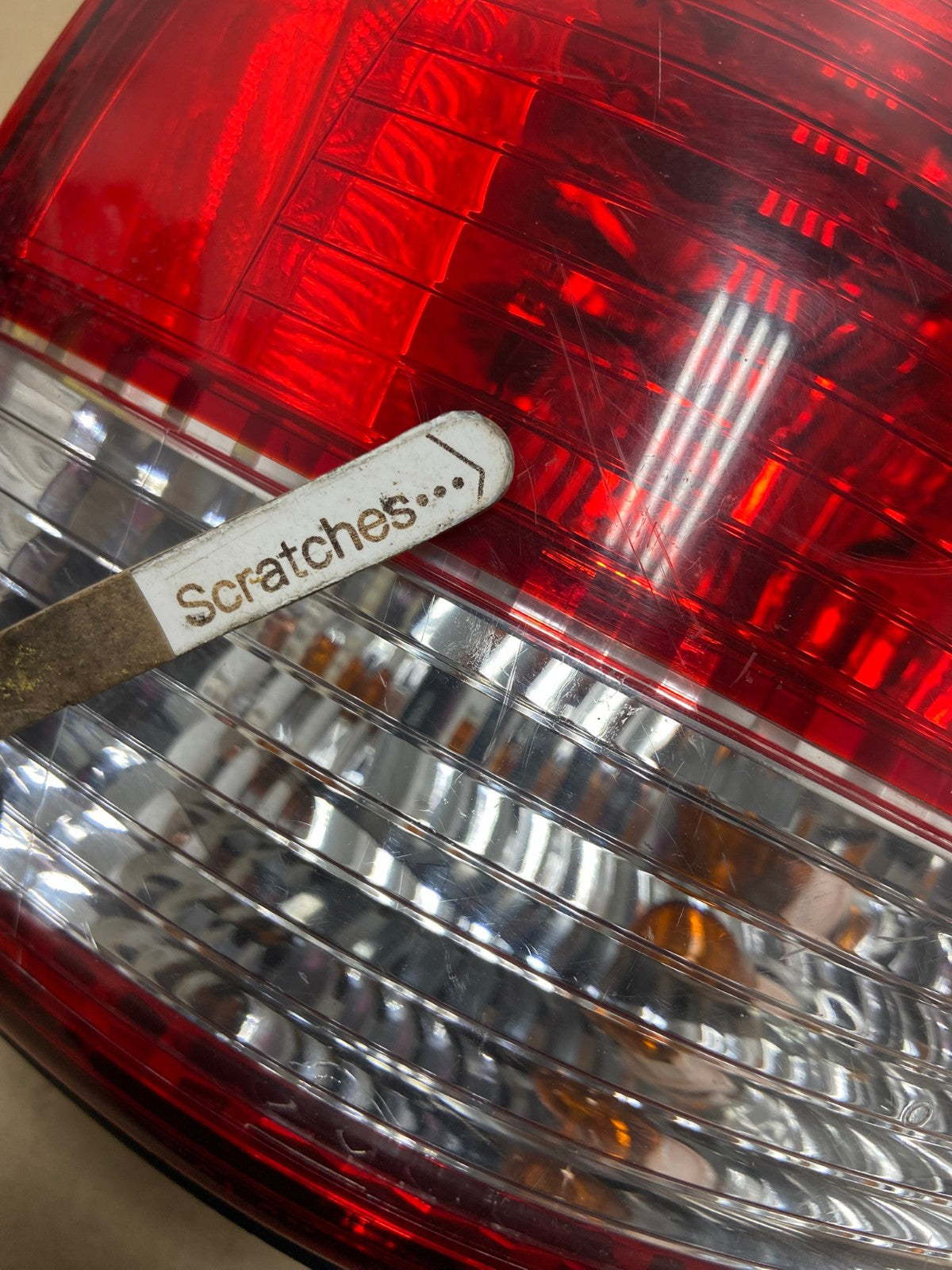 2001 2002 2003 Toyota Sienna Right Passenger Rh Side Tail Light AG6830 LK3