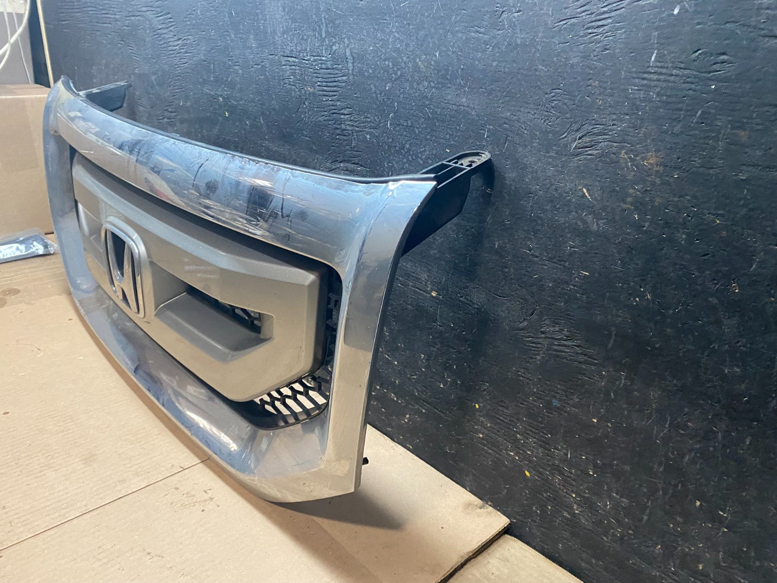 2009 to 2011 Honda Pilot Front Upper Grill Grille w2521 DG1