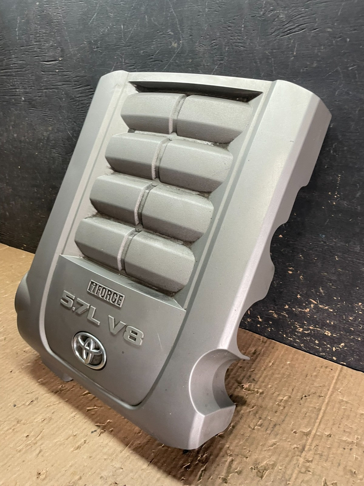 2000 to 2006 Toyota Tundra Sequoia 4.7L V8 Engine Motor Top Front Cover z3388 DG2