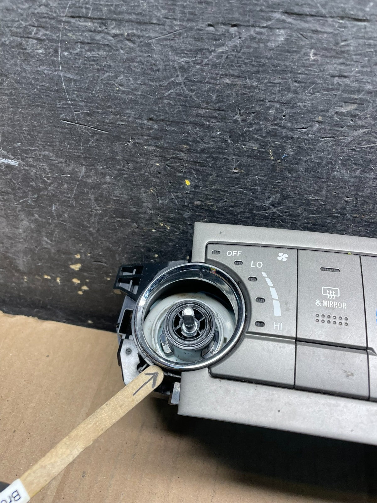 2008 to 2011 Toyota Highlander AC Heat Temp Climate Control OEM X4511 DG1
