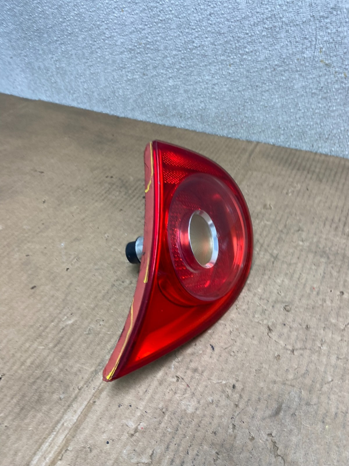 2006-2009 Volkswagen Golf Right Passenger Rh Tail Light Inner Trunk AA6479 LK2