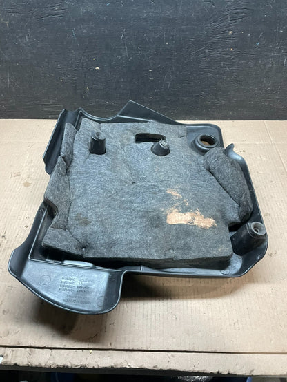 2010 to 2012 Cadillac SRX 3.6L Plastic Engine Cover Shield J6933 DG6