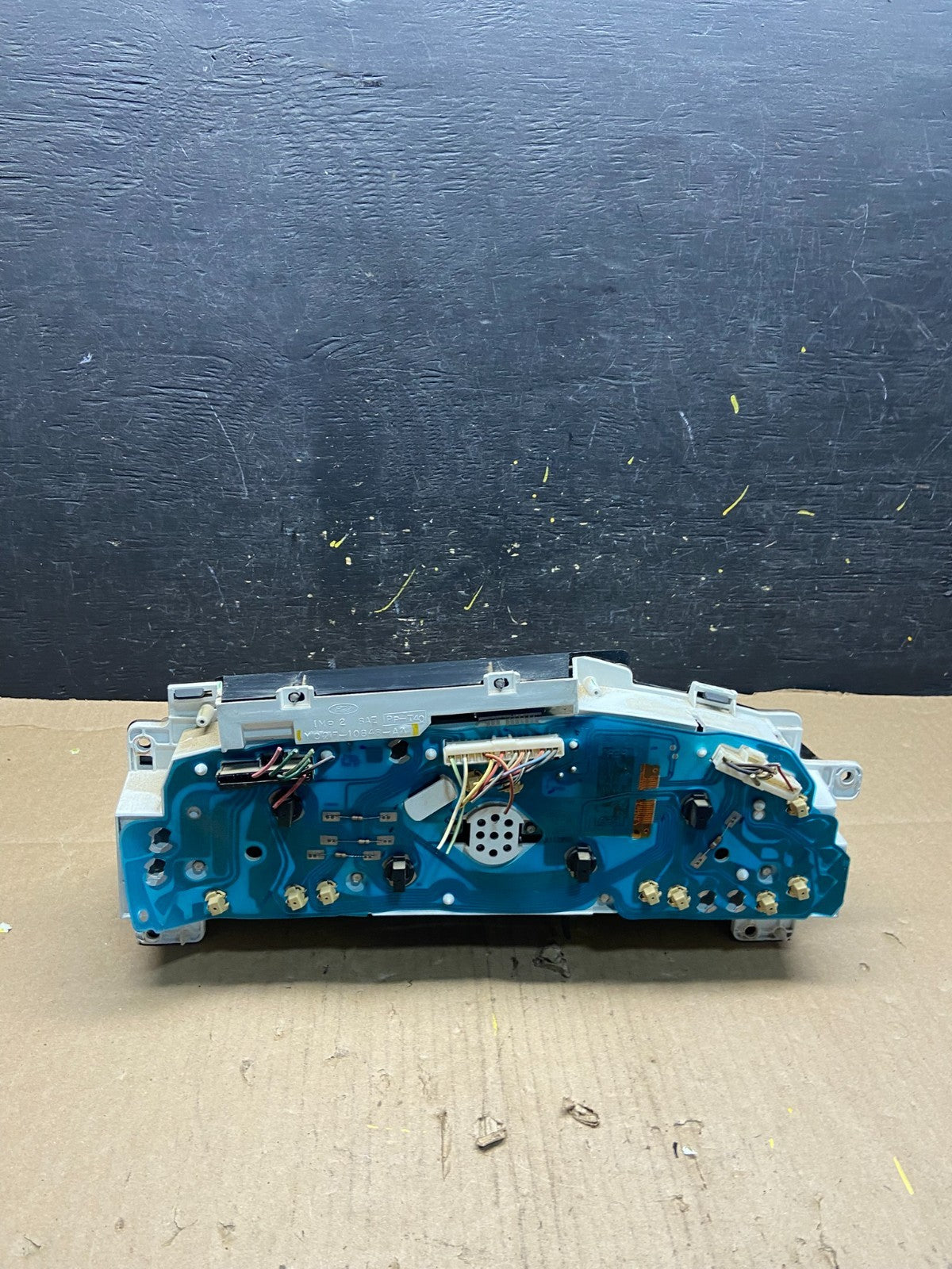 1997 - 2003 Ford Econoline E250 E350 Van Speedometer Instrument Cluster t1960 DG4