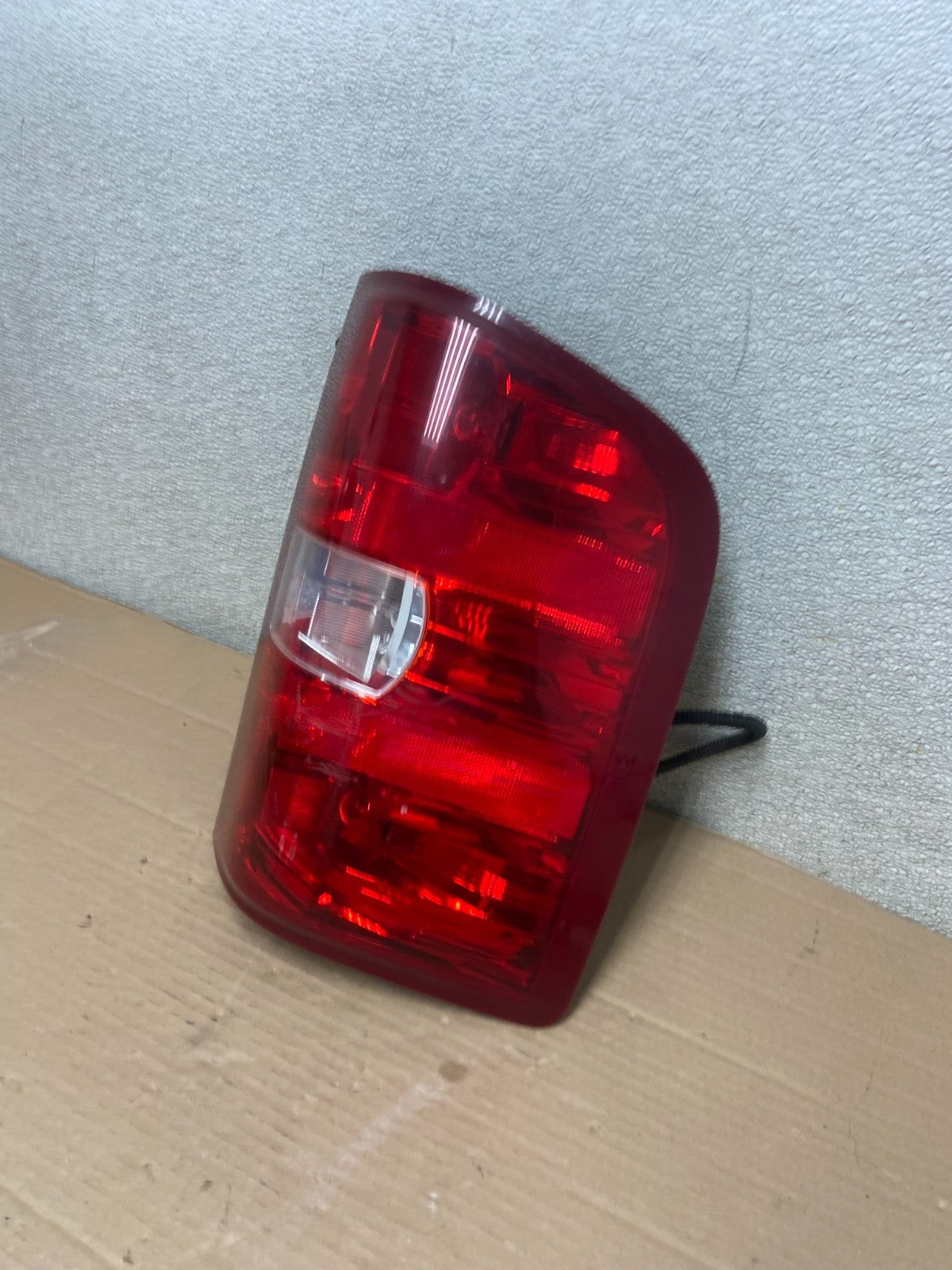 2007 to 2013 Chevrolet Silverado Right Passenger RH Side Tail Light AA8701 LK1