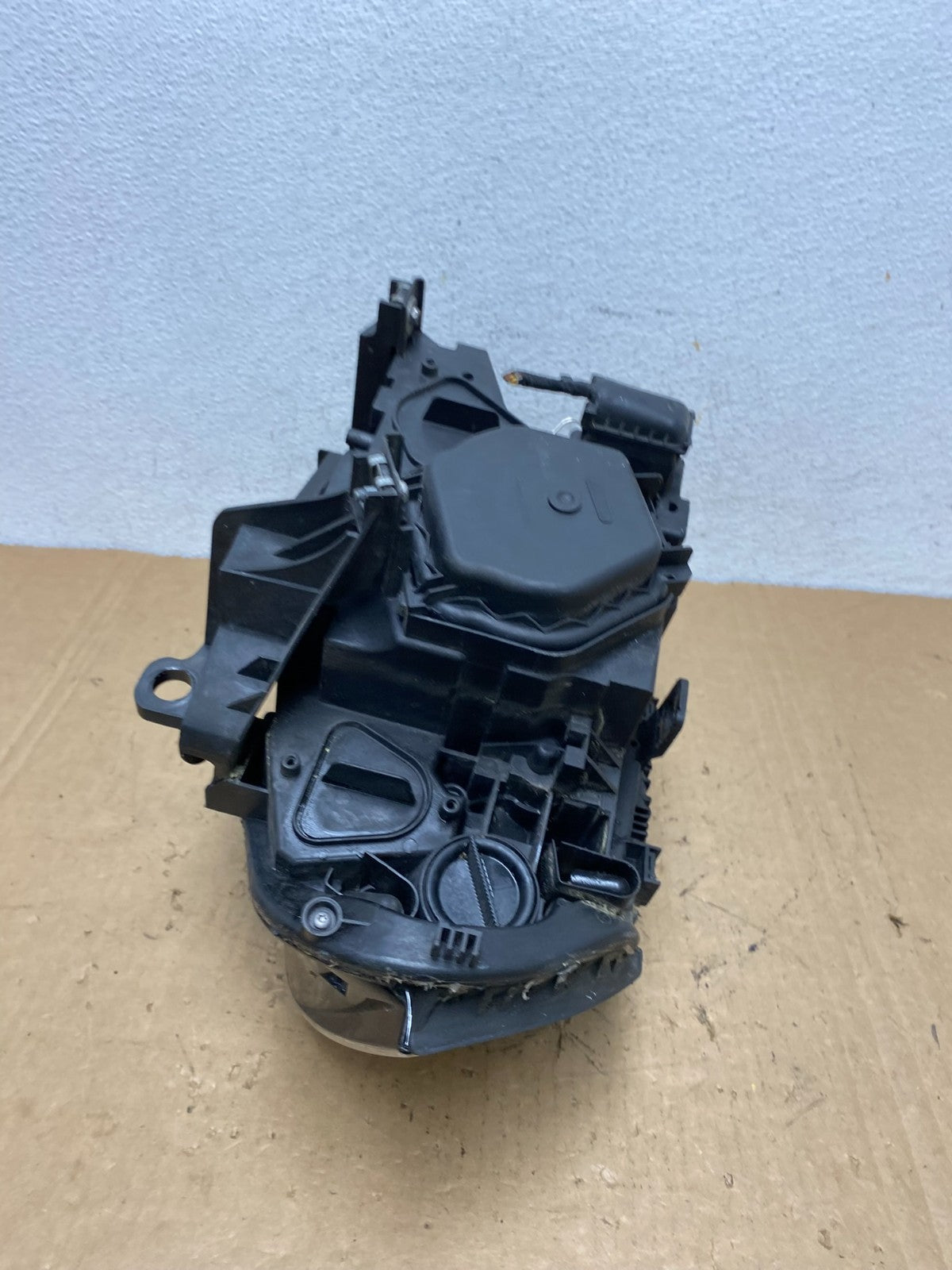 2007 to 2010 BMW X3 Right Passenger Rh Side Halogen Headlight AD3300 DW7