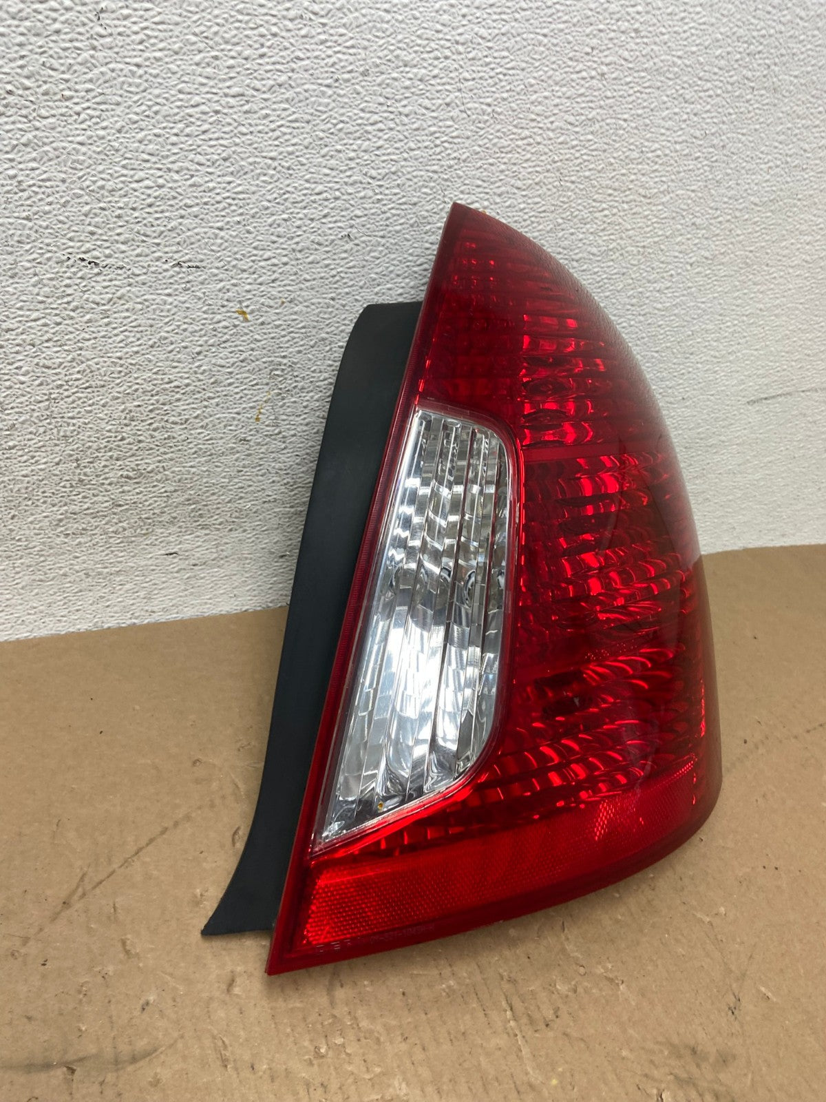 2006-2011 Hyundai Accent Sedan Right Passenger Side Rh Tail Light AD7696 LK2