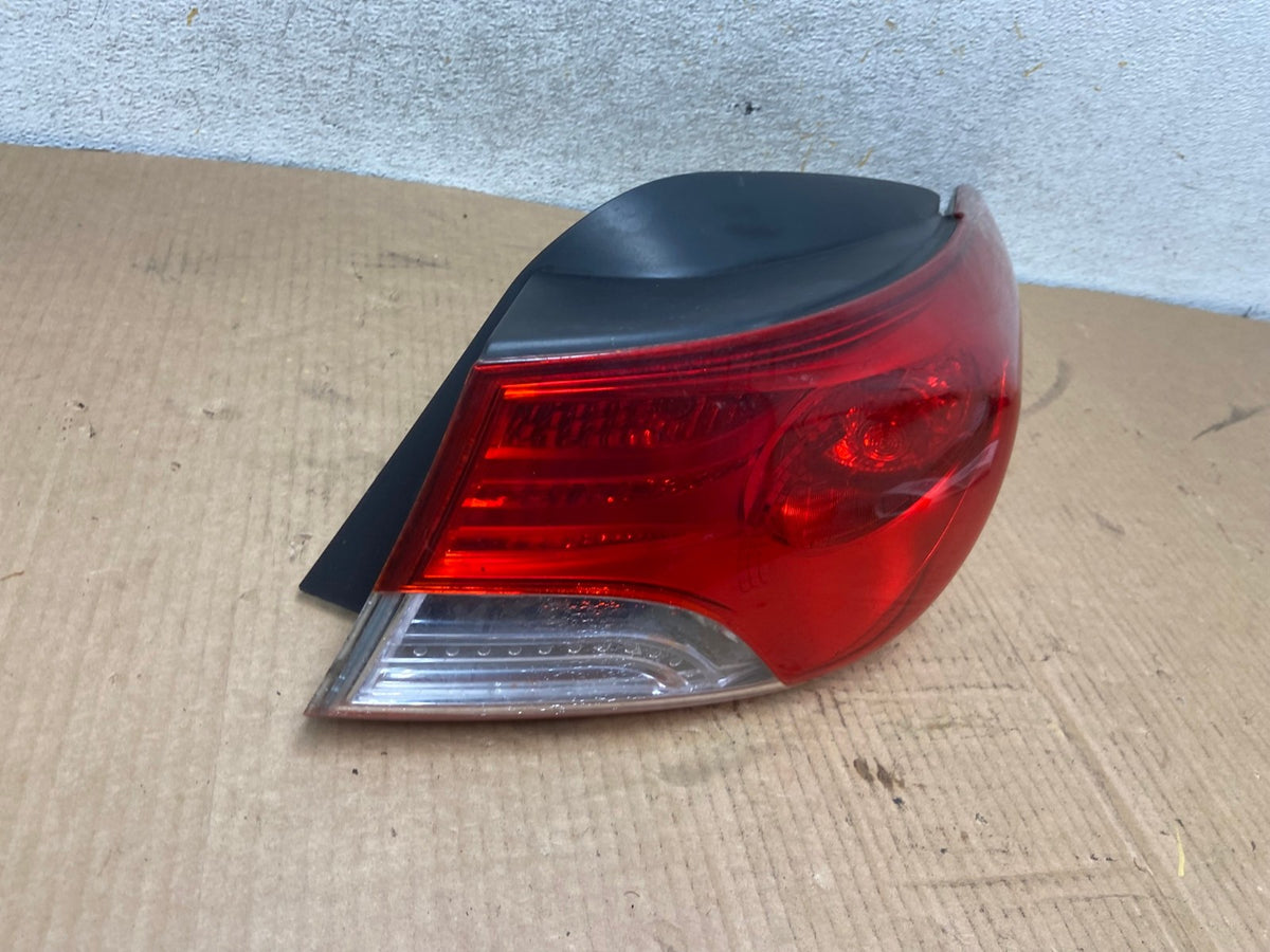 2011 2012 2013 Hyundai Elantra Sedan Right Passenger Tail Light AI7052 LK2