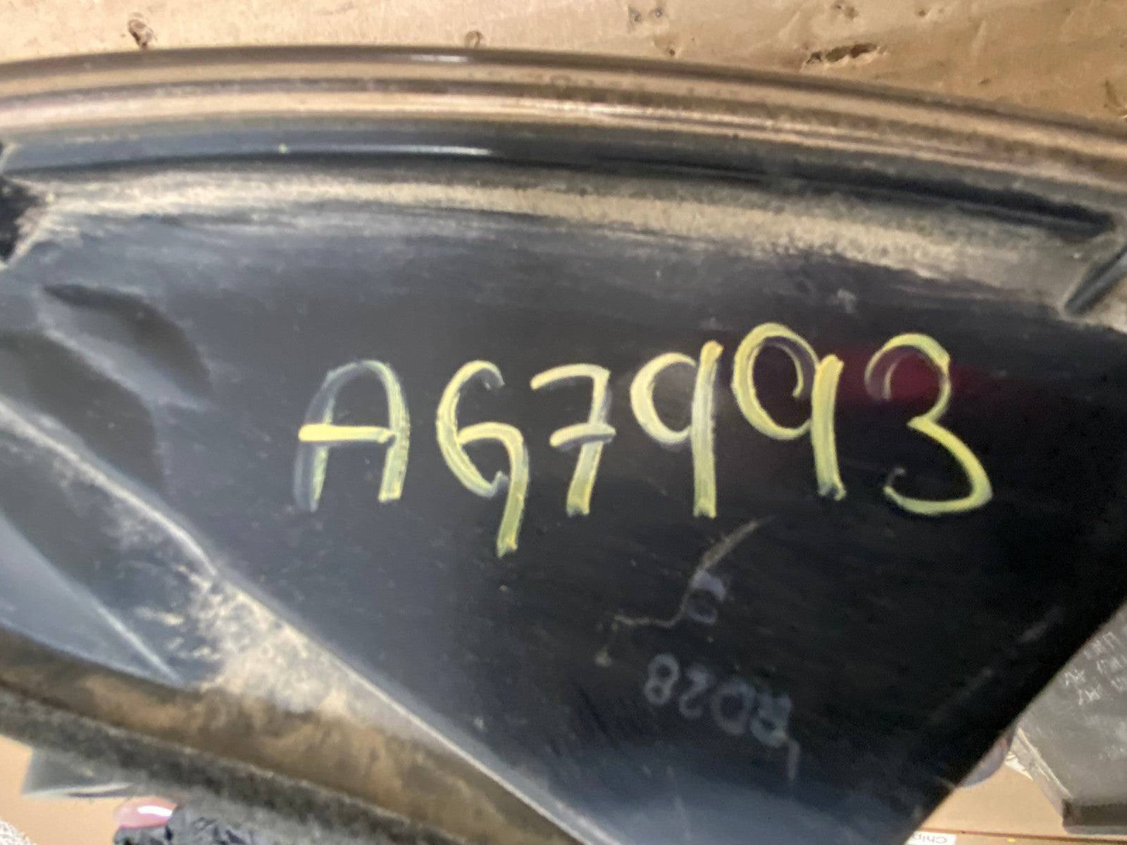 2004 2005 Mazda 3 Right Passenger RH Side Tail Light AG7993 LK7