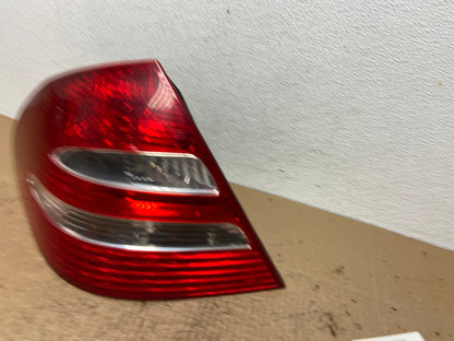 2003-2006 Mercedes E Class Sedan Left Driver LH Side Tail Light AC4177 LK1