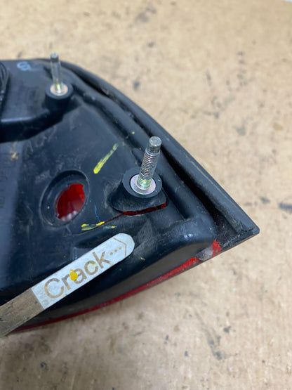 1995 1996 Nissan Maxima Left Driver LH Side Tail light Oem S9346 DW4