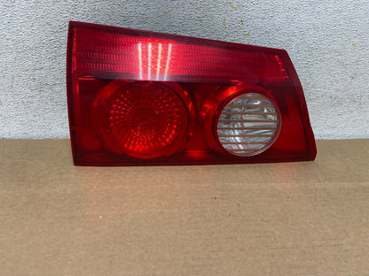 2006 - 2010 Toyota Sienna Left Driver Lh Side Inner Tail Light AH3086 DW0