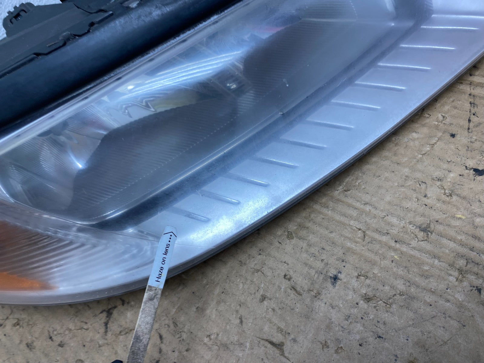 2008 to 2013 Volvo XC70 V70 S80 Right Passenger Side Halogen Headlight AC8174 DW4