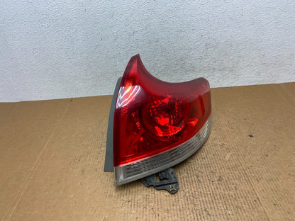 2009 to 2012 Toyota Venza Right Passenger RH Side Tail Light AE2776 DG2
