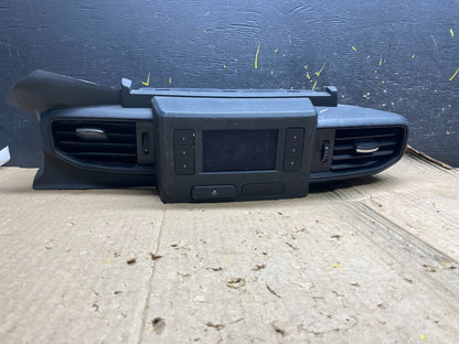 2020 to 2023 Ford  Explorer Console Radio Display Screen Air Vents x1973 DG0