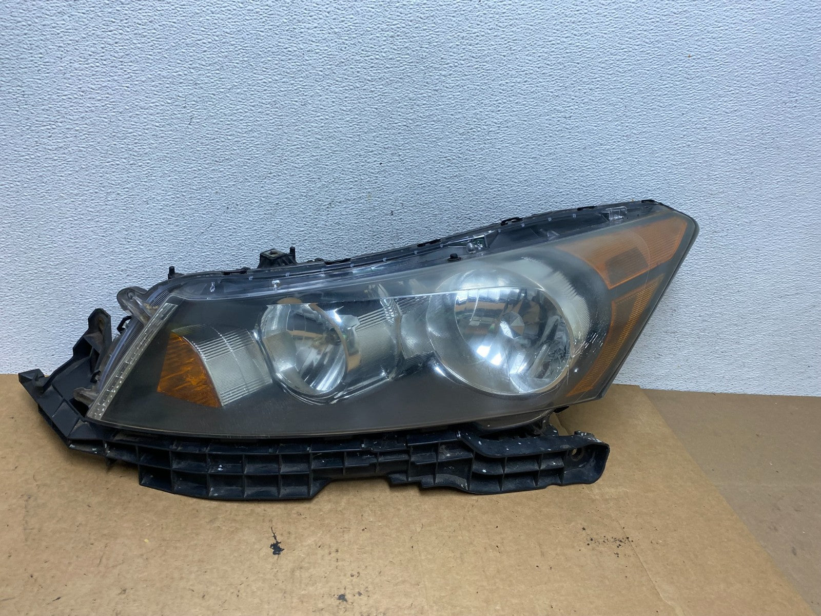 2008 to 2012 Honda Accord Sedan Headlight Left Driver Lh Side AE3248 DW0