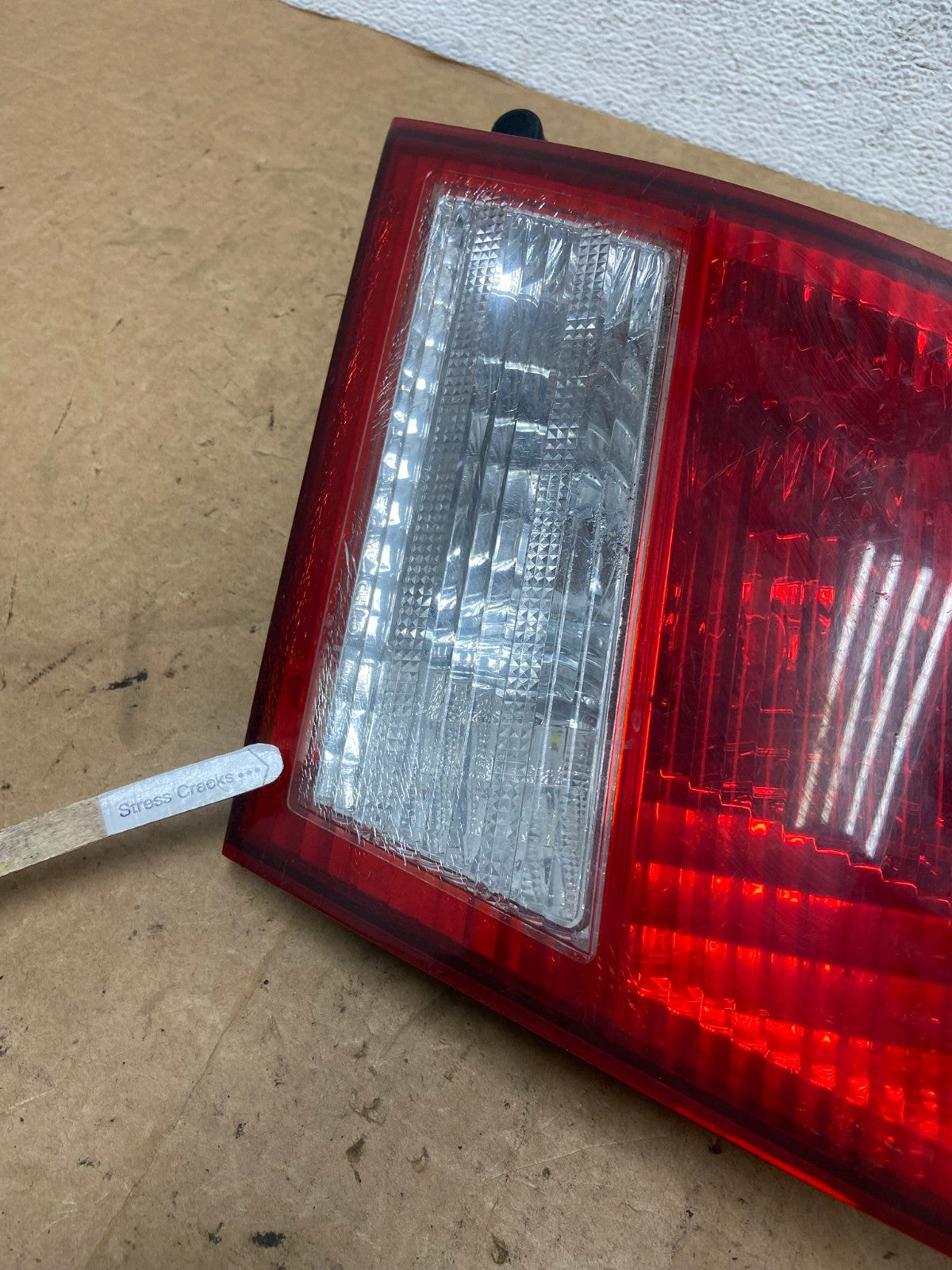 2002 - 2004 Infiniti i35 Inner Right Passenger RH Side Tail Light AD5166 LK4