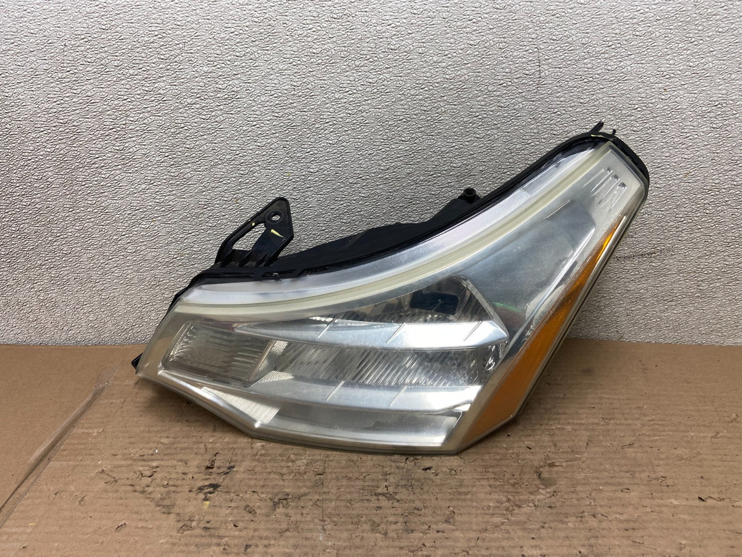2008 2009 2010 2011 Ford Focus Left Driver Lh Headlight Halogen Oem AA9663 DW0