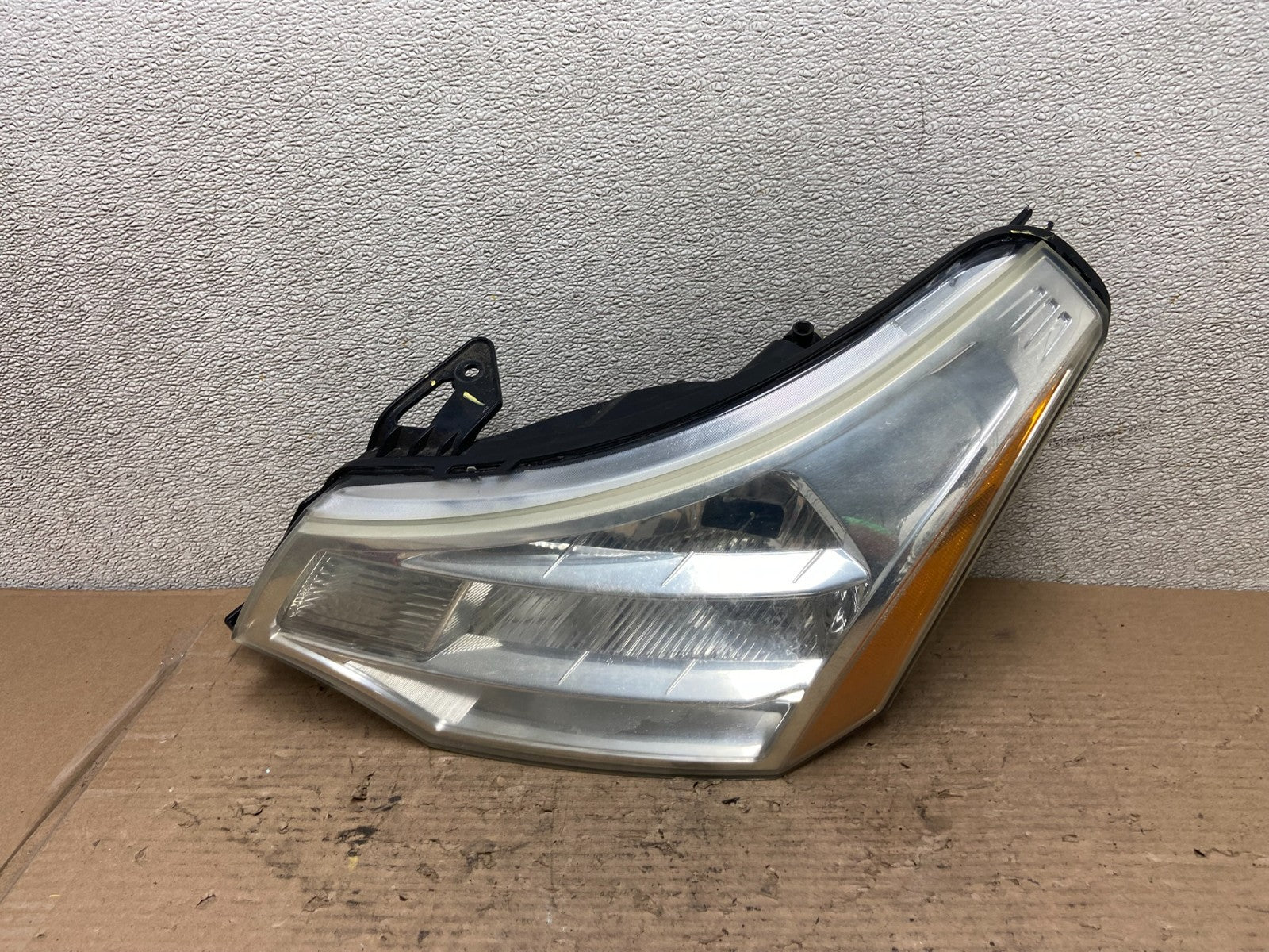2008 2009 2010 2011 Ford Focus Left Driver Lh Headlight Halogen Oem AA9663 DW0
