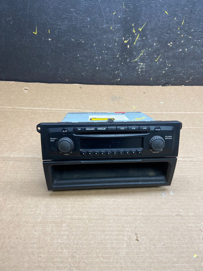 2003 to 2010 Porsche Cayenne Radio CD AM/FM Player OEM W0102 DG0