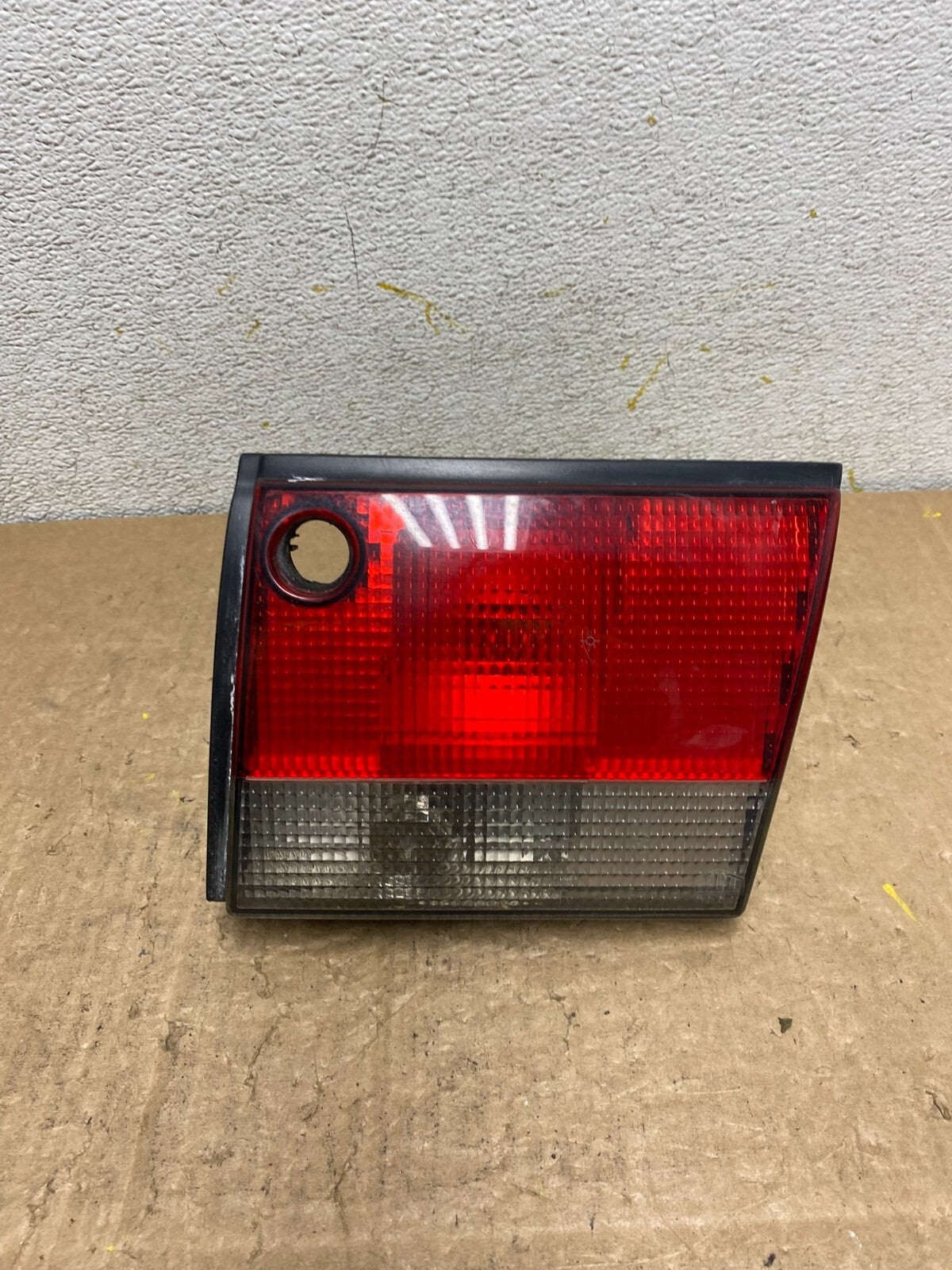 1994 to 1998 Saab 900 & Turbo Right Passenger RH Side Inner Tail Light O5997 DW0