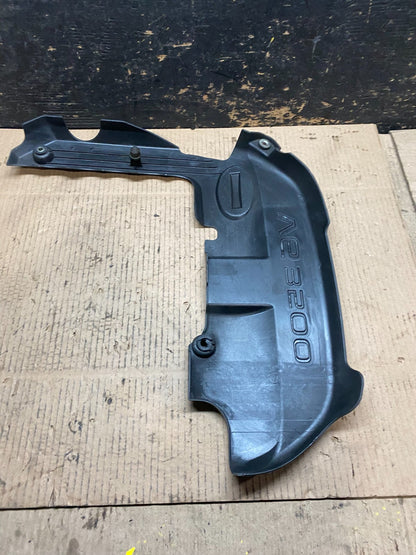 2001 to 2004 Nissan Pathfinder Engine Cover Ornament W5610 DG7