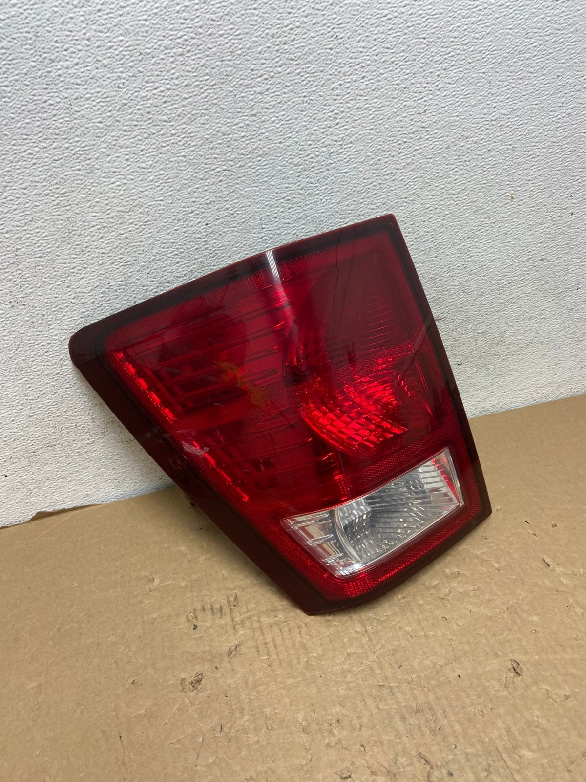 2007 2008 2009 2010 Jeep Grand Cherokee Left Driver Lh Tail Light AF7456 LK2
