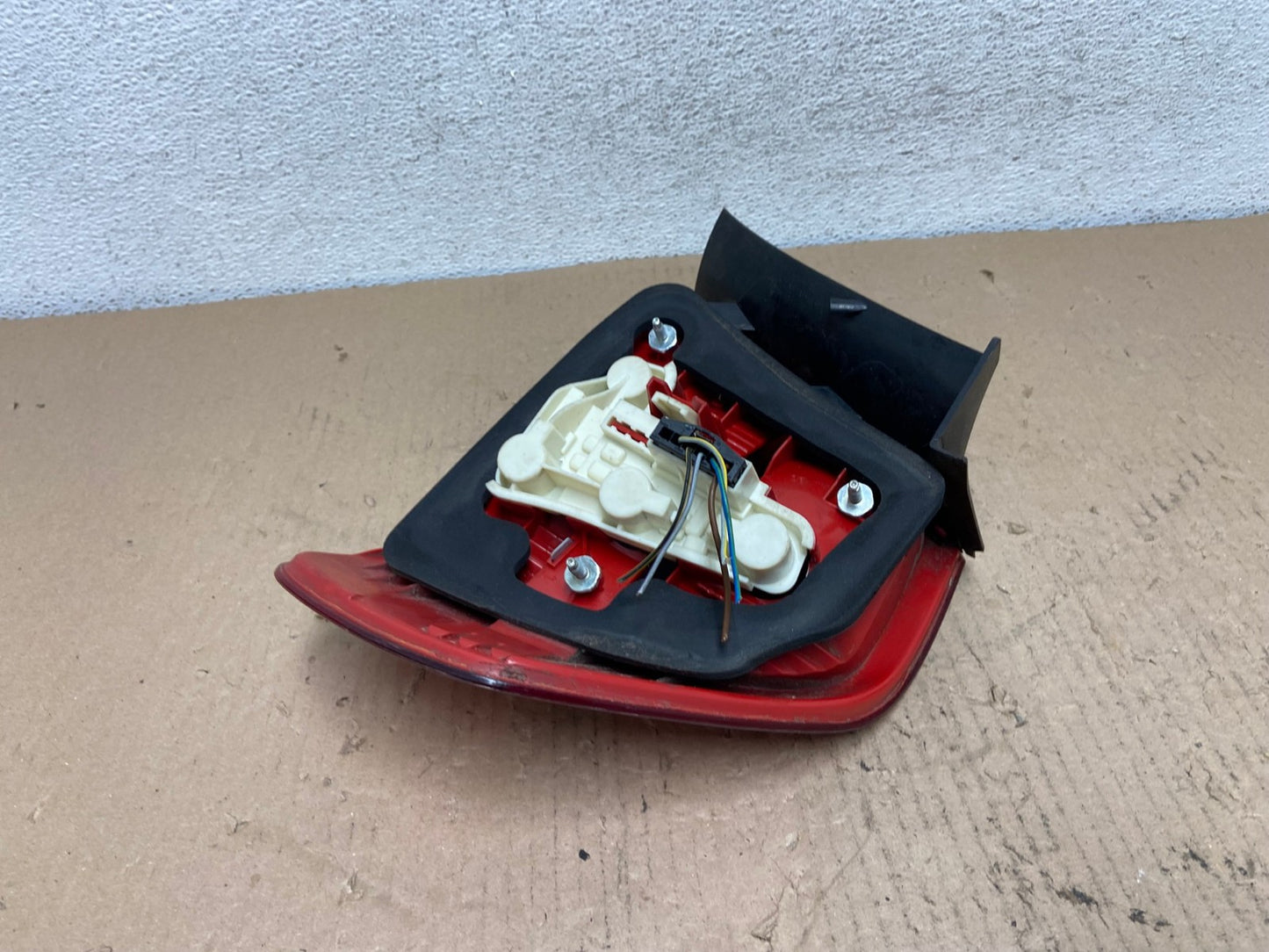 2006 2007 2008 BMW 328i 3 Series Left Driver Lh Side Tail Light AF3294 LK4