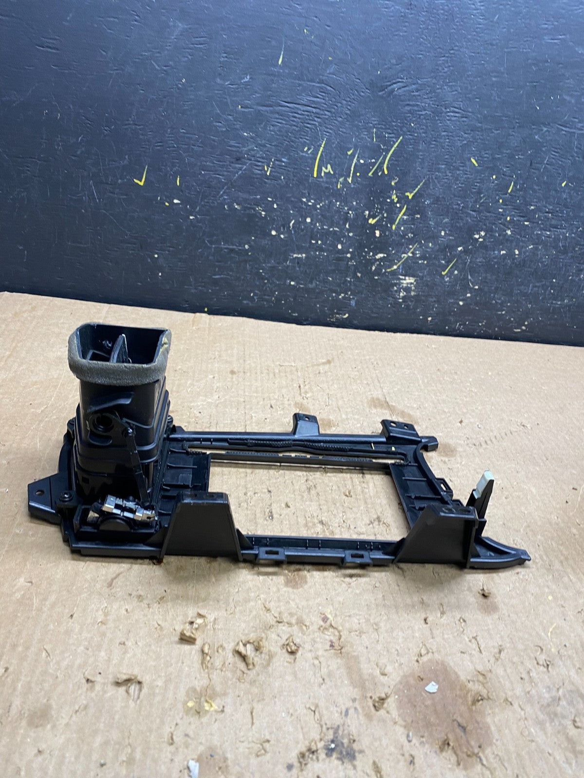 2011 2012 2013 Kia Optima Front  Dash Radio Bezel Trim Air Vent OEM Z4539 DG4