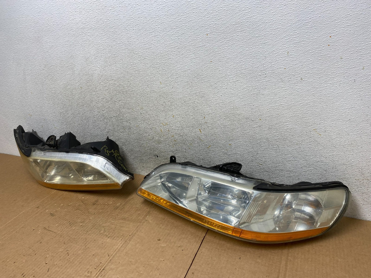1998 to 2002 Honda Accord Left+Right Set Side Headlights AI4465 DW1
