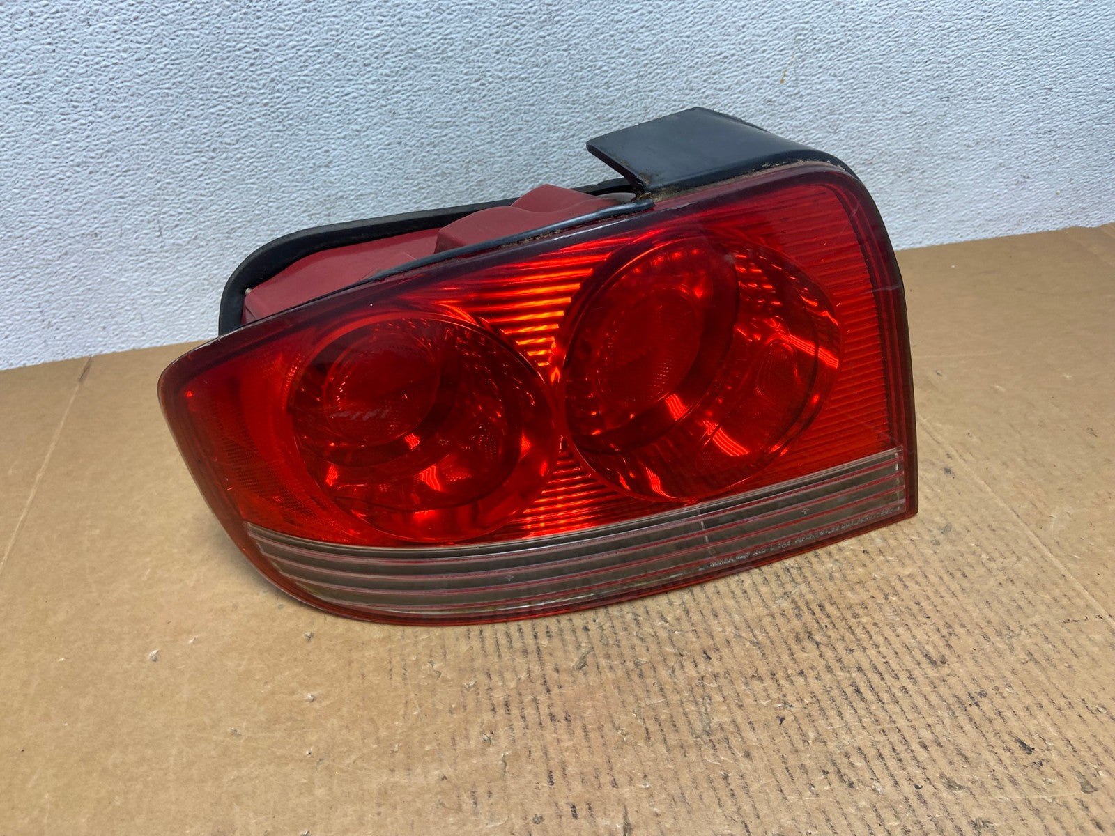 2002 to 2005 Hyundai Sonata Left Driver Lh Side Tail Light AE0409 LK0